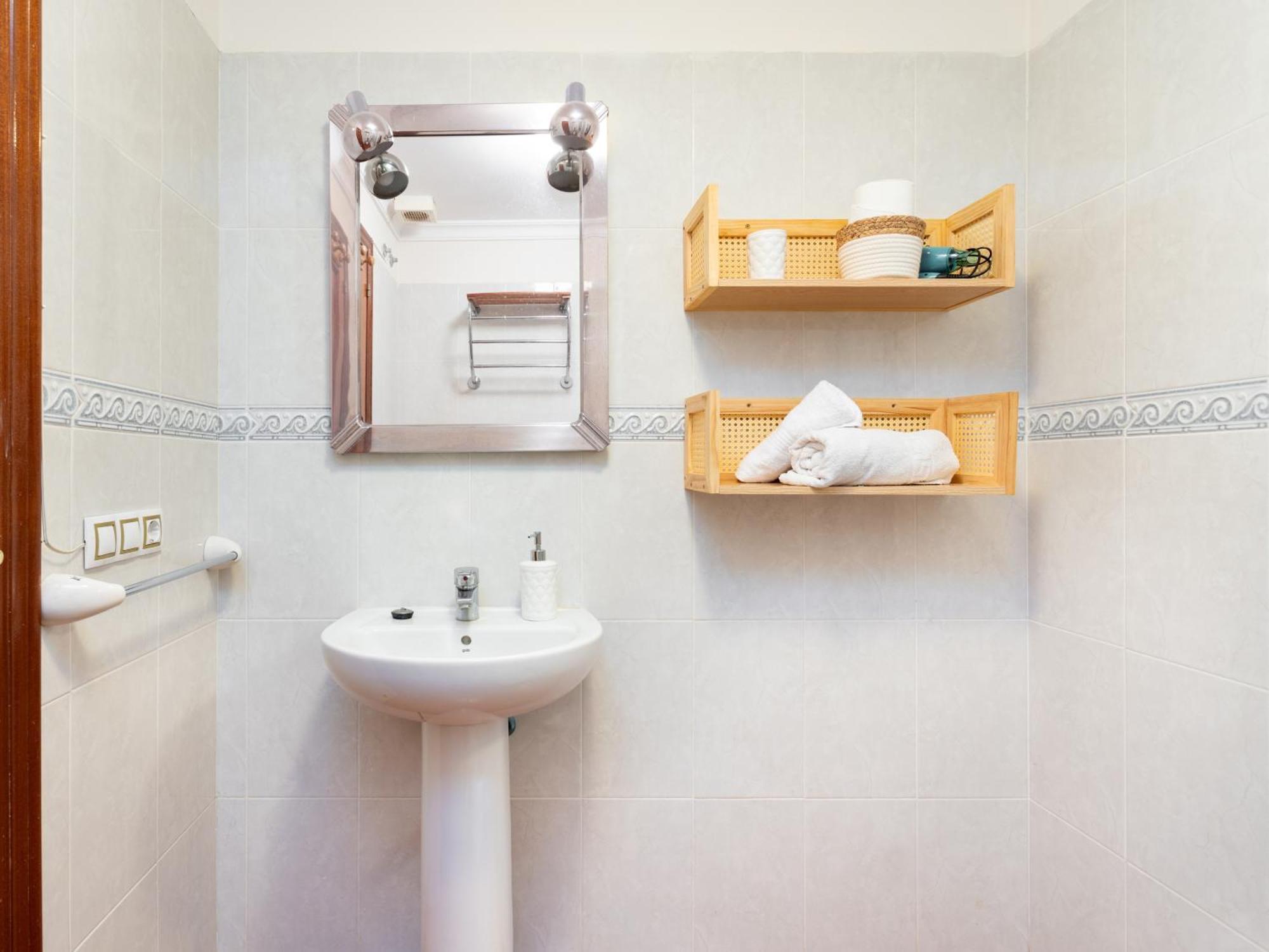 Live Olas De Playa San Juan Apartment