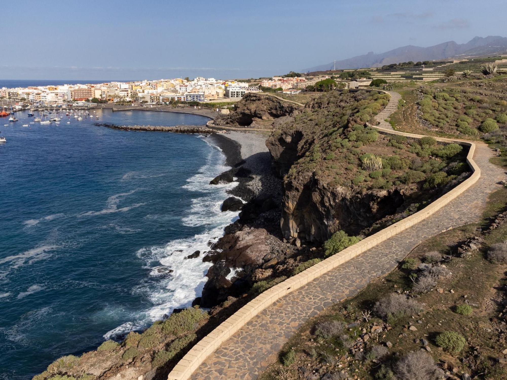Live Olas De Playa San Juan Apartment *